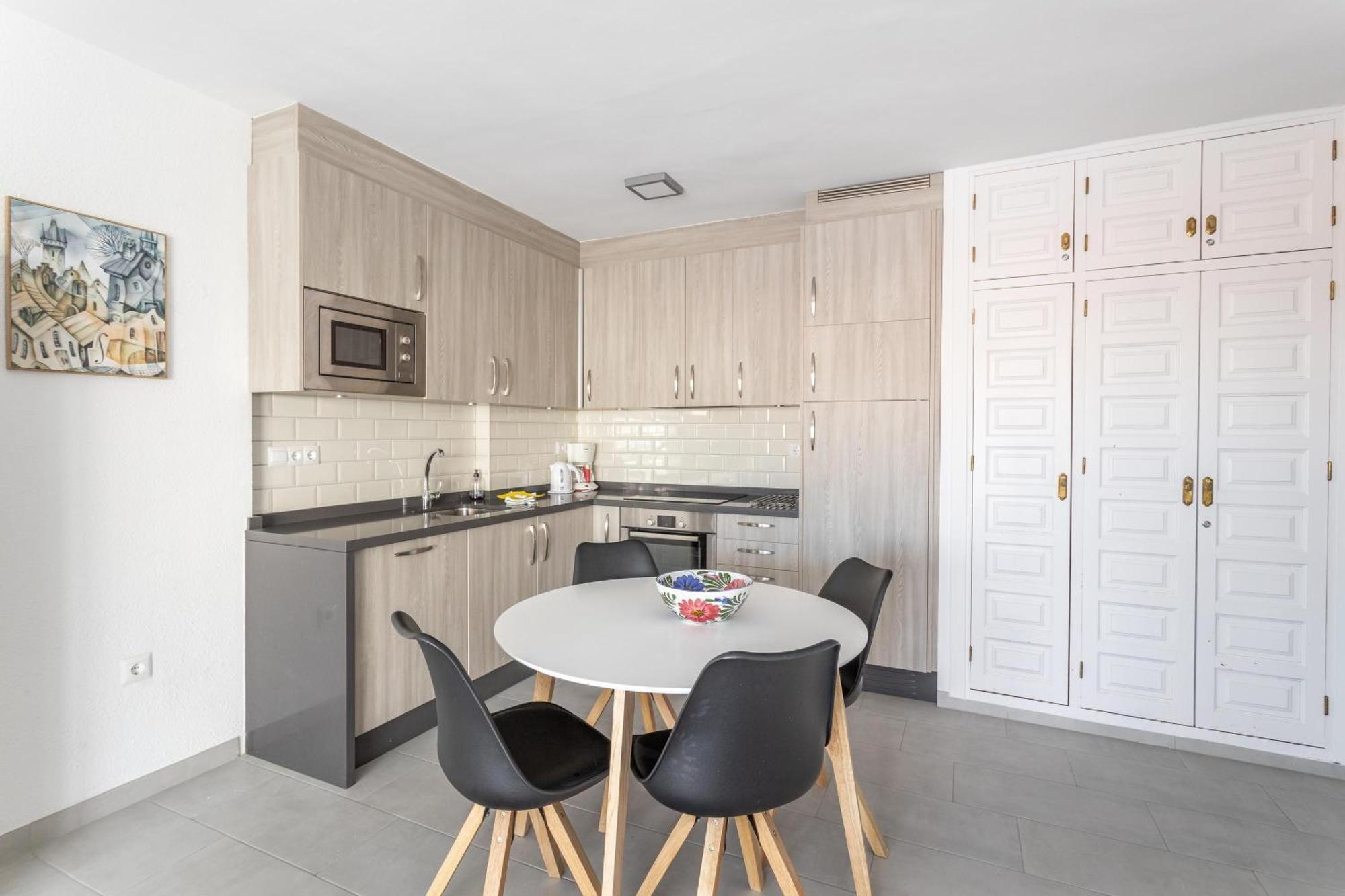 A410 Frontlilne Apartment Nerja Luaran gambar